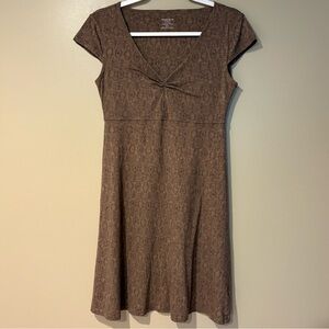 toad&co neutral subtle patterned eco sustainable outdoorsy sun dress